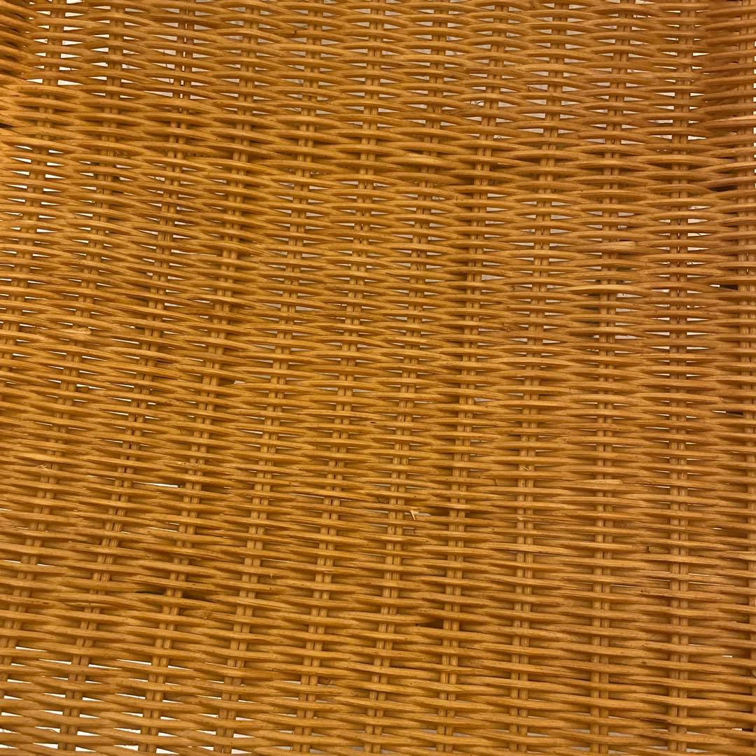 モモナチュラル　椅子