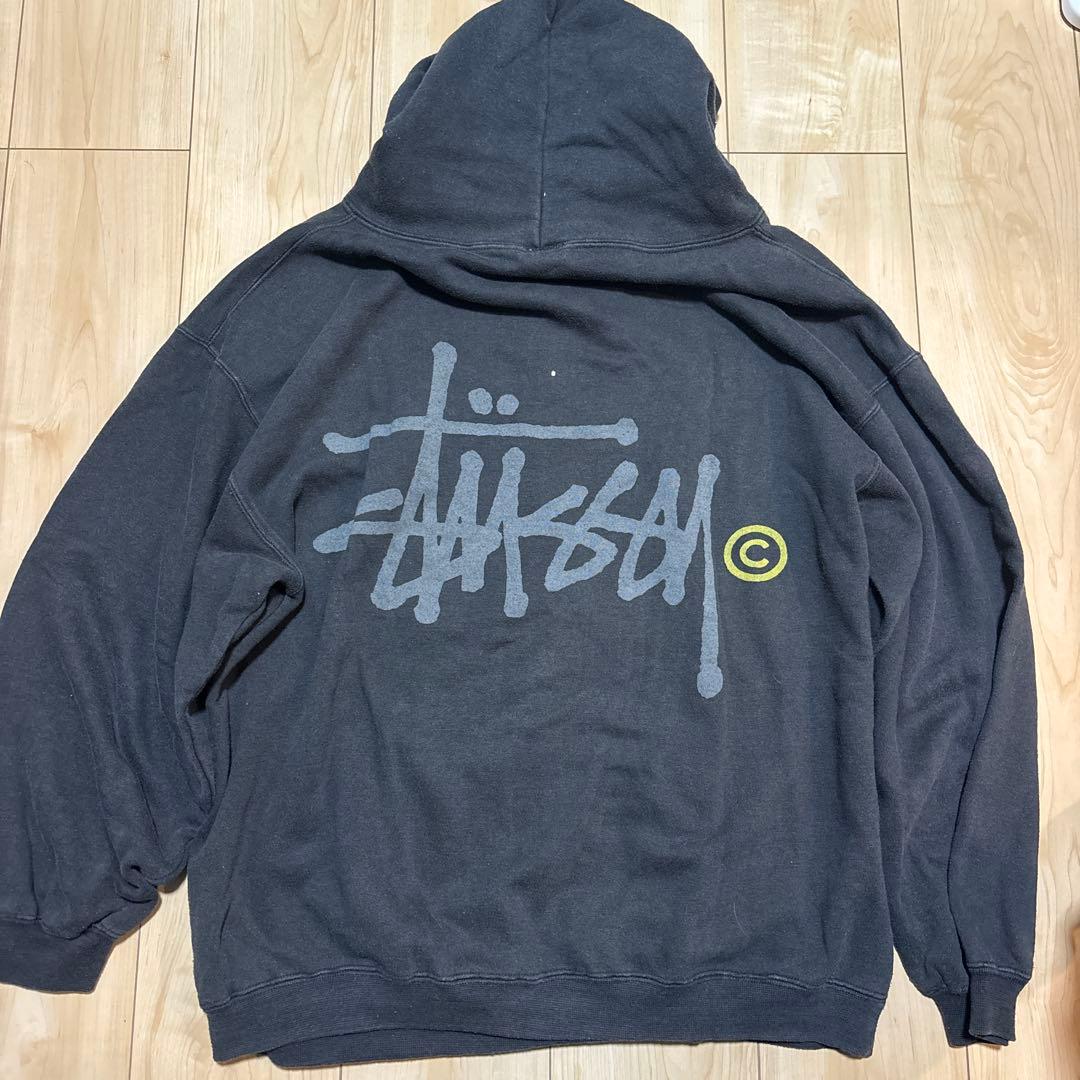 Stüssy ダークグレー パーカー