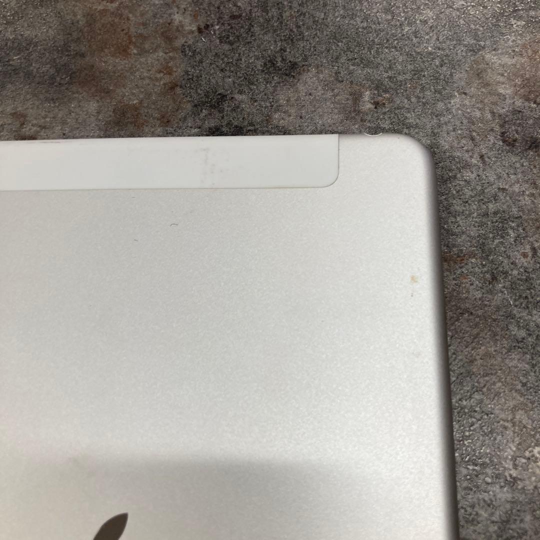 ②Apple iPad mini4 128GB MK722J/A