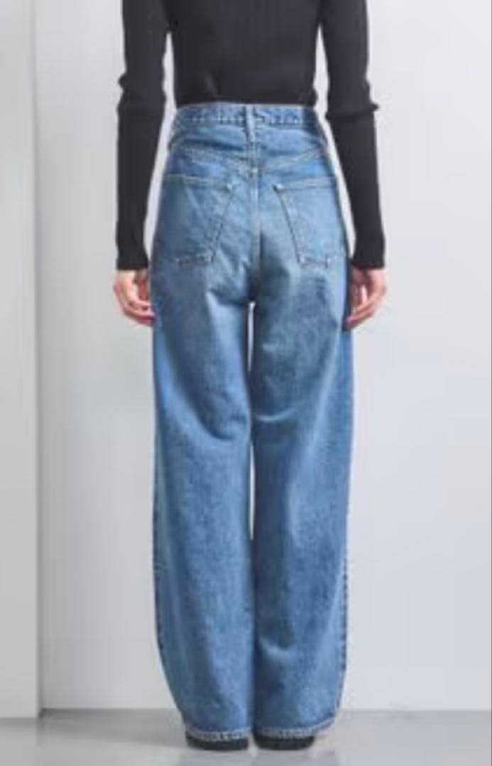 HYKE(ハイク)DENIM WIDE LEG JEANS LT.BLUE