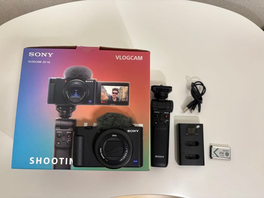 SONY VLOGCAM ZV-1 本体と付属品