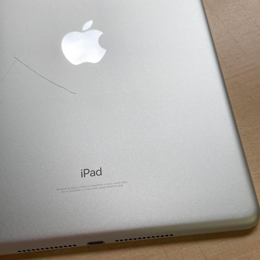 iPad 第6世代　A1893　Wi-Fiモデル　シルバー　32GB #E
