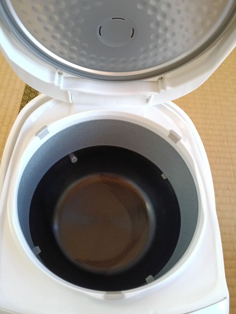 象印 IH炊飯器 NP-XB18 1升炊き 中古品