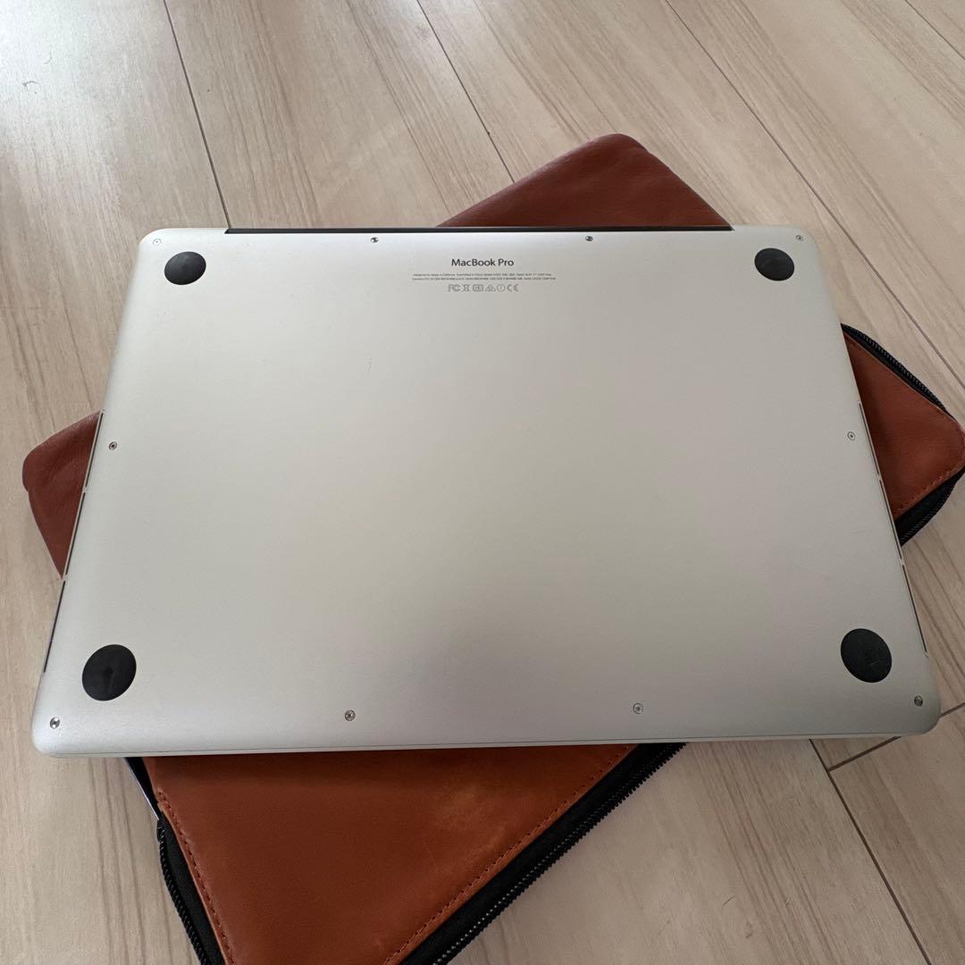 a1502 macbook pro ジャンク？　Apple ノートパソコン　本体