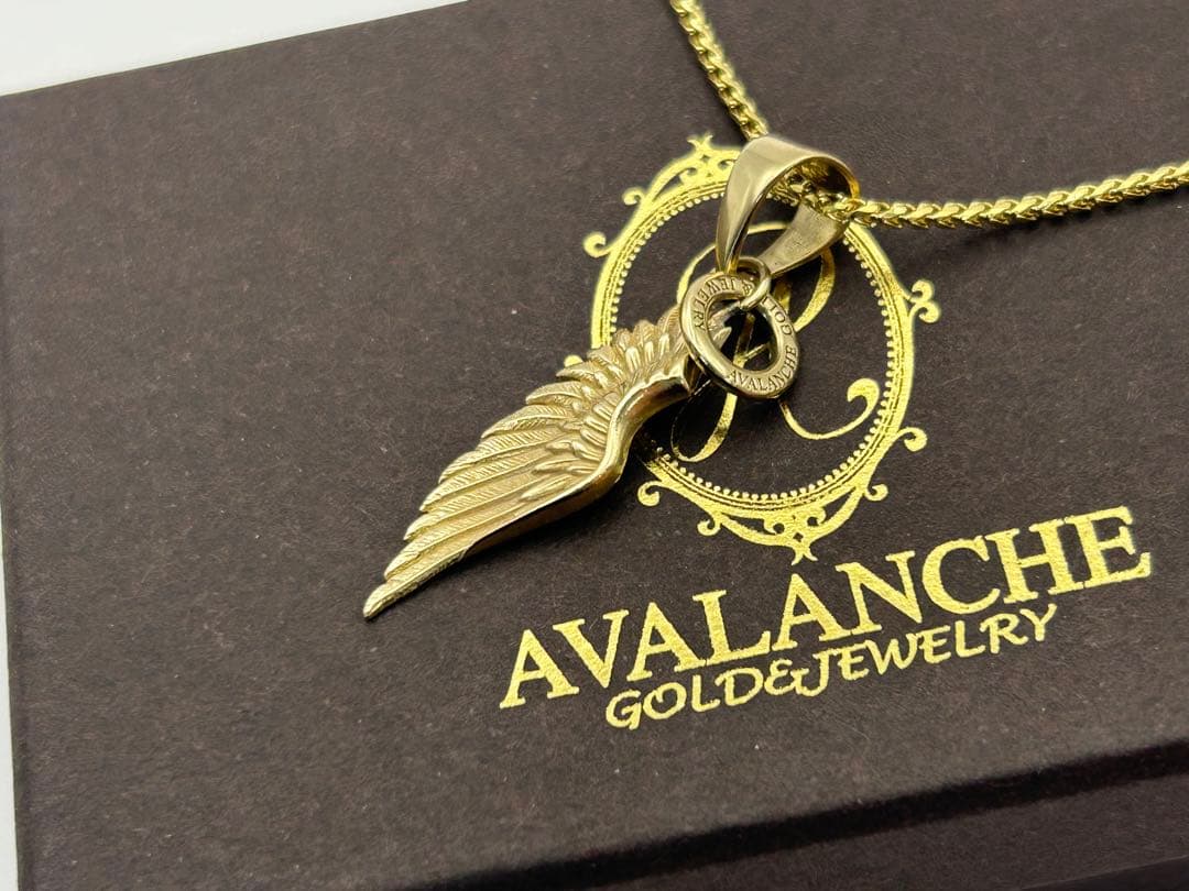 アヴァランチ AVALANCHE 10K フェザー ペンダントトップ