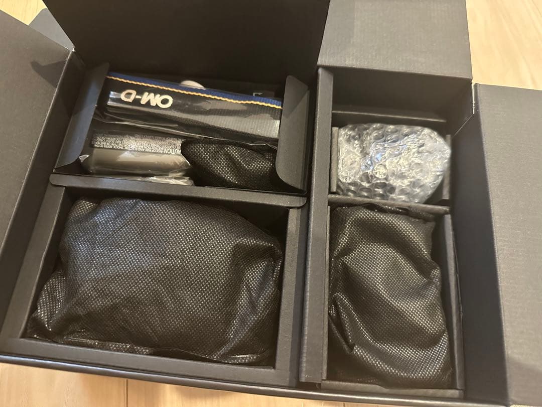 OLYMPUS OM-D EM10 Mark ⅲ レンズ×3