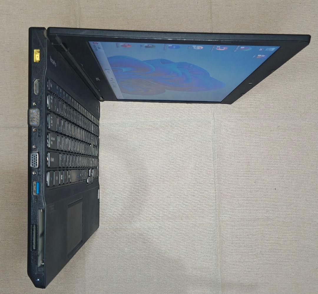 F-94/第8世代クアッドコアi5-8250U/SSD256GB/8GB