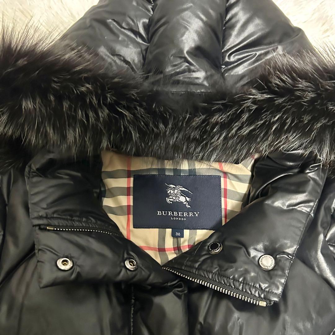美品　バーバリーロンドン　ダウンコート　フォックスファー　ノバチェック　38 黒