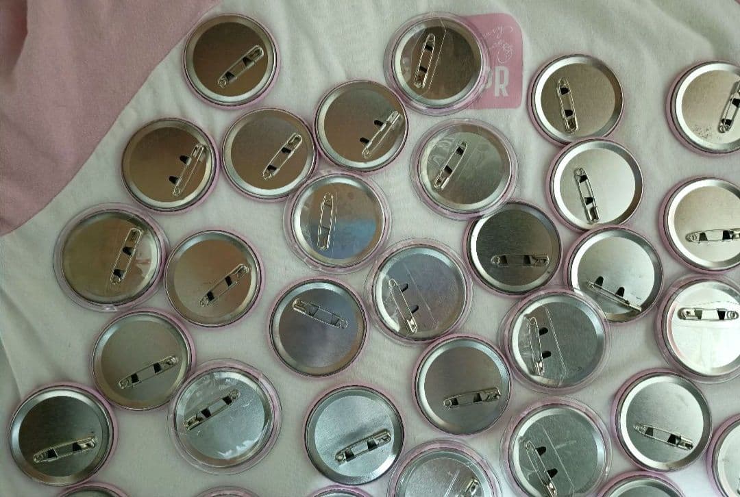 すとぷり　さとみ　缶バッチ　あにまる缶バッチ　アニマル缶バッチ