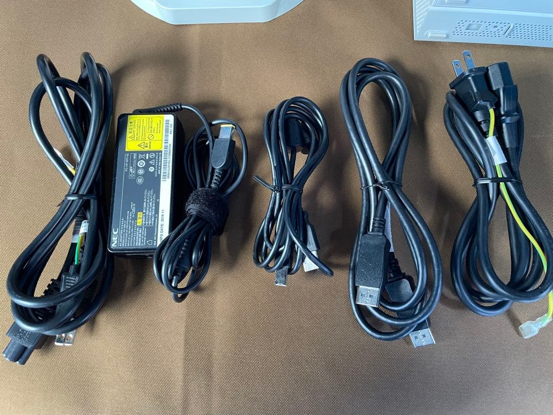 NEC 小型PC 23.8液晶セット 第8世代i3 メモリ16G SSD＋HDD