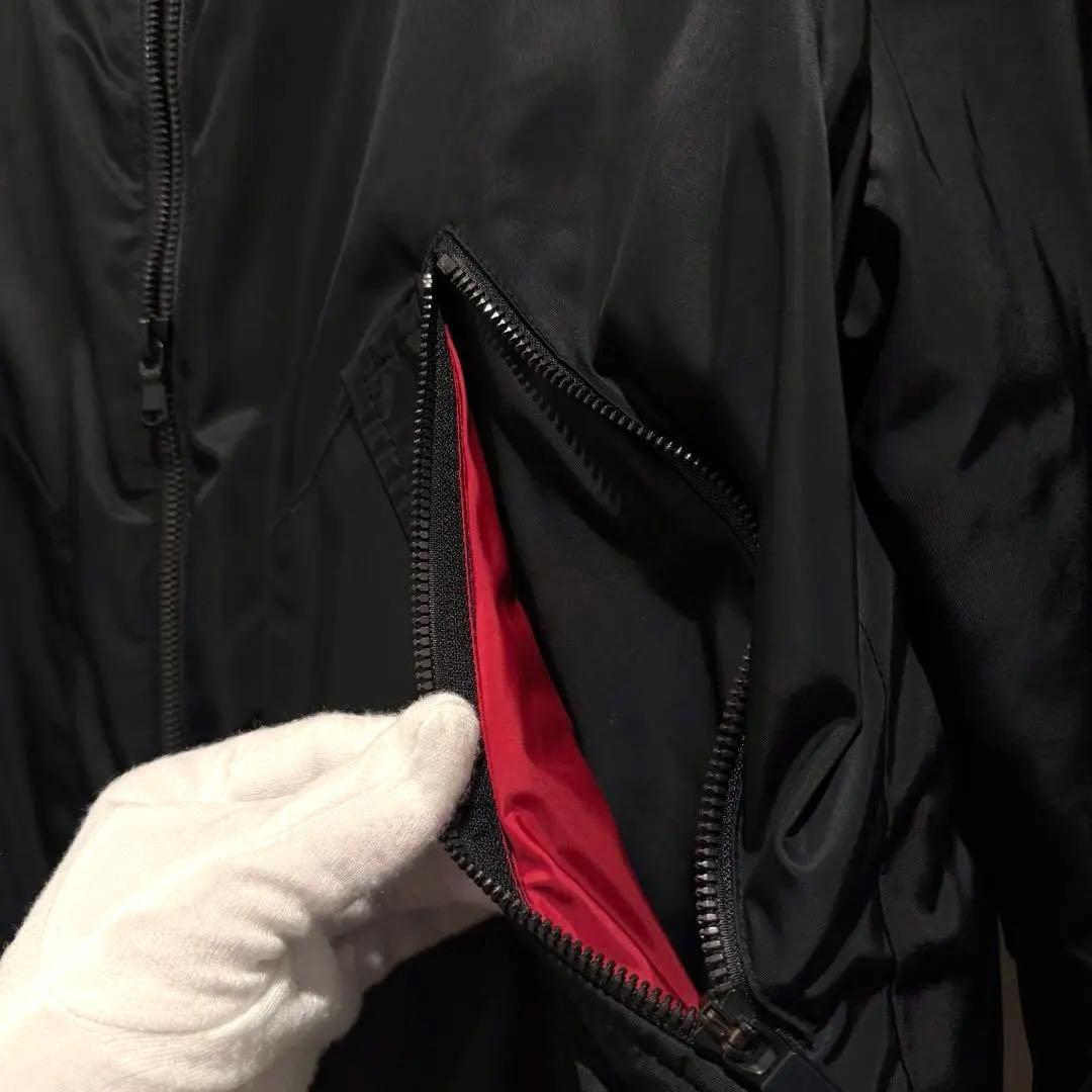 美品‼️LACOSTE MA-1 ブラックジャケット 裏地 赤 ラコステ L高級感