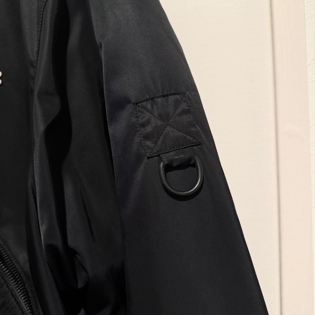 美品‼️LACOSTE MA-1 ブラックジャケット 裏地 赤 ラコステ L高級感