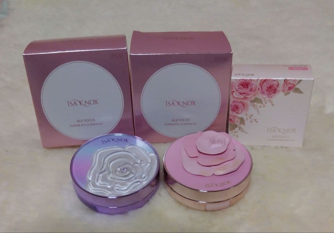 イザノックス クッションファンデ４点 クッションチーク１点計５点 ＆おまけ付き