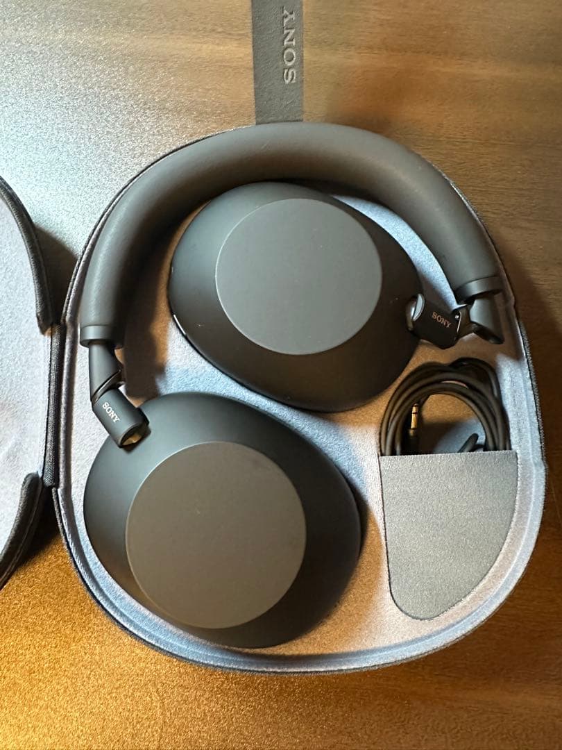 美品・ソニー(SONY)WH-1000XM6 ブラック