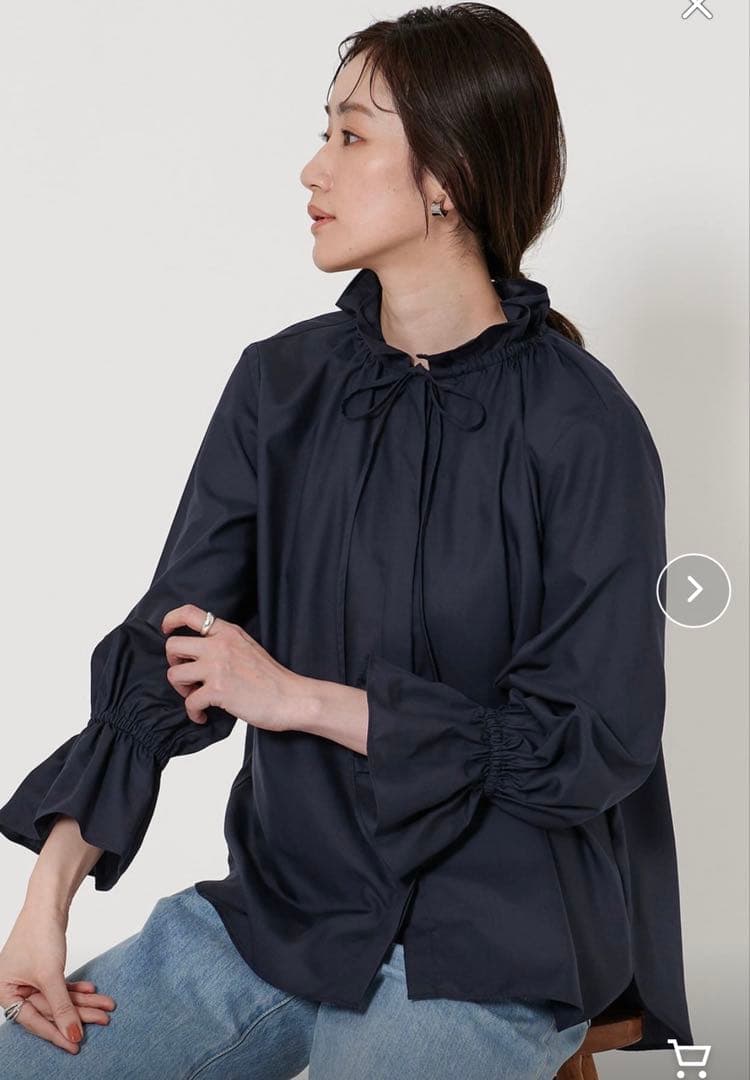 【新品未使用】UNITED ARROWS フリルカラー　フレアスリーブ　ブラウス