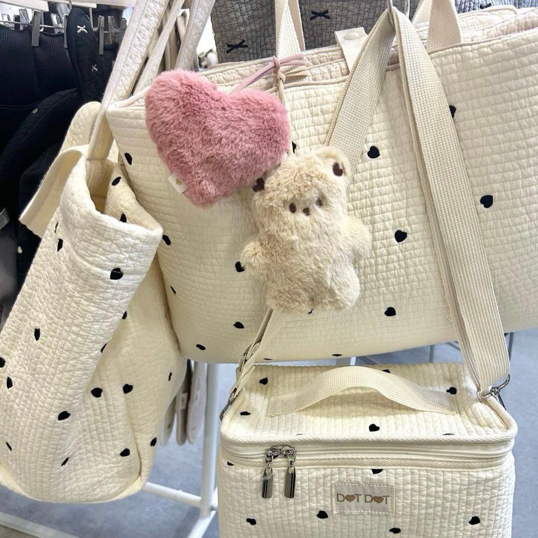 dotdot ヌビバッグ　ホワイト　ハート　マザーズバッグ