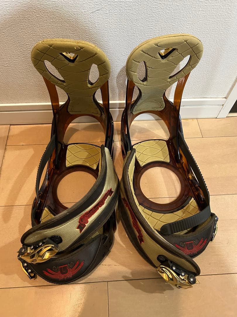 ZUMA スノーボード(新品未使用) + 中古付属品付