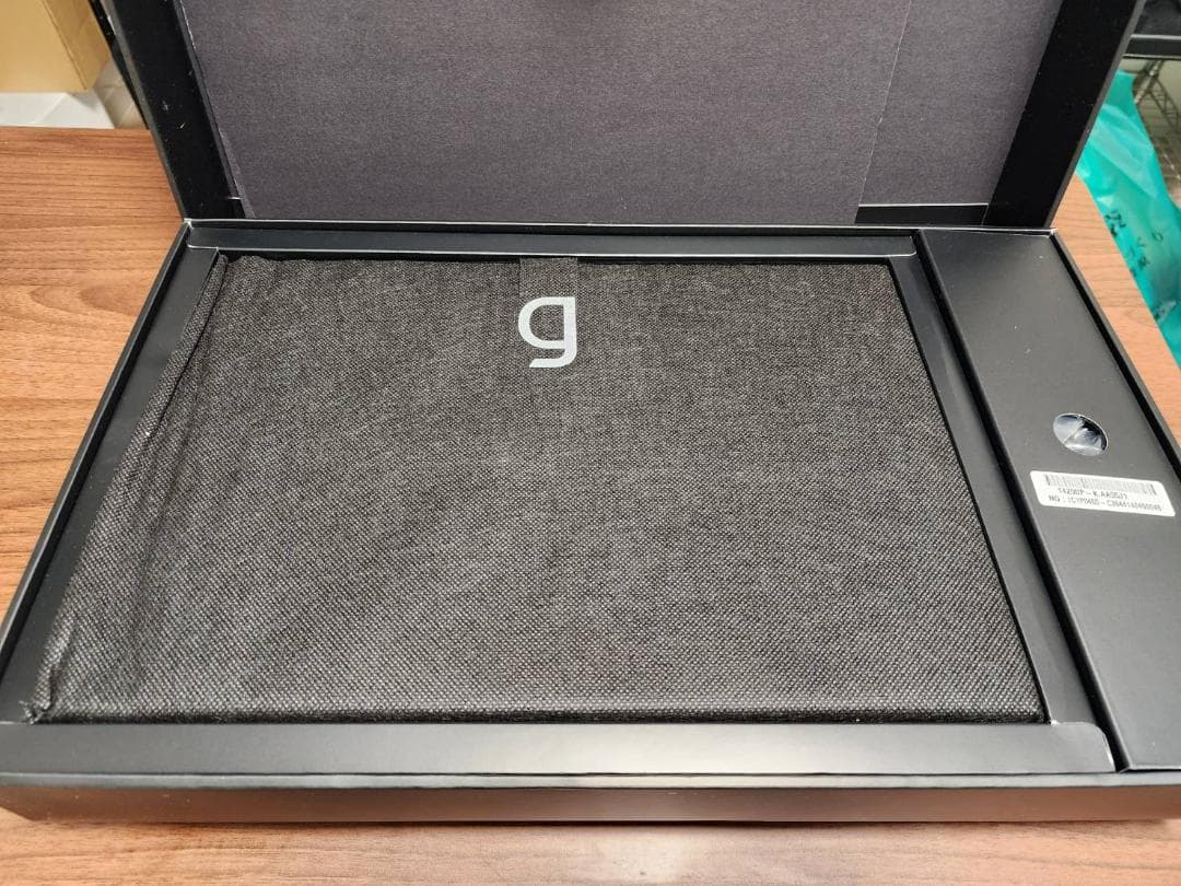 【即利用可】LG gram 14 Office付き・新品未使用・追加付属品多数！