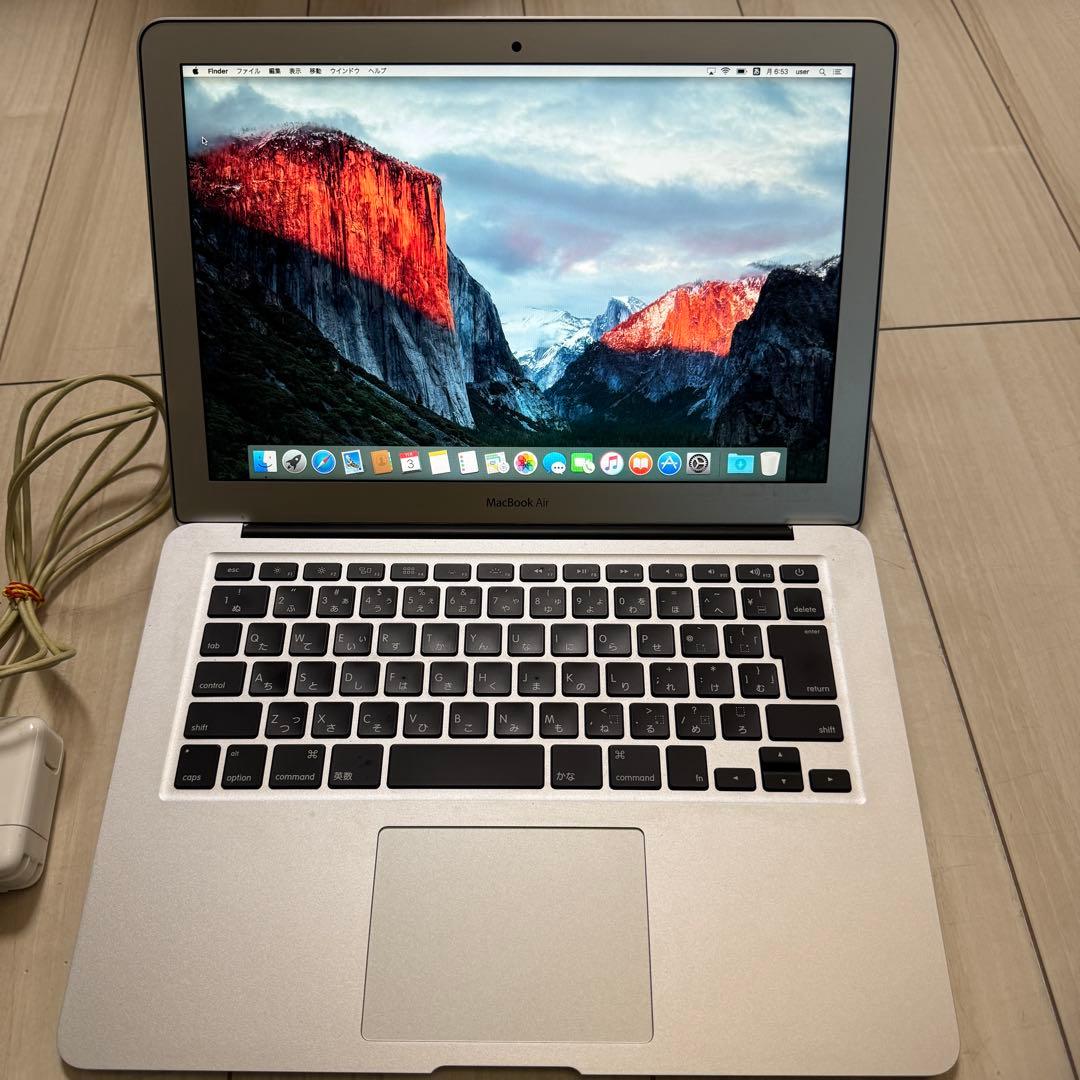 MacBook Air 13インチ シルバー 充電器付き　a1466