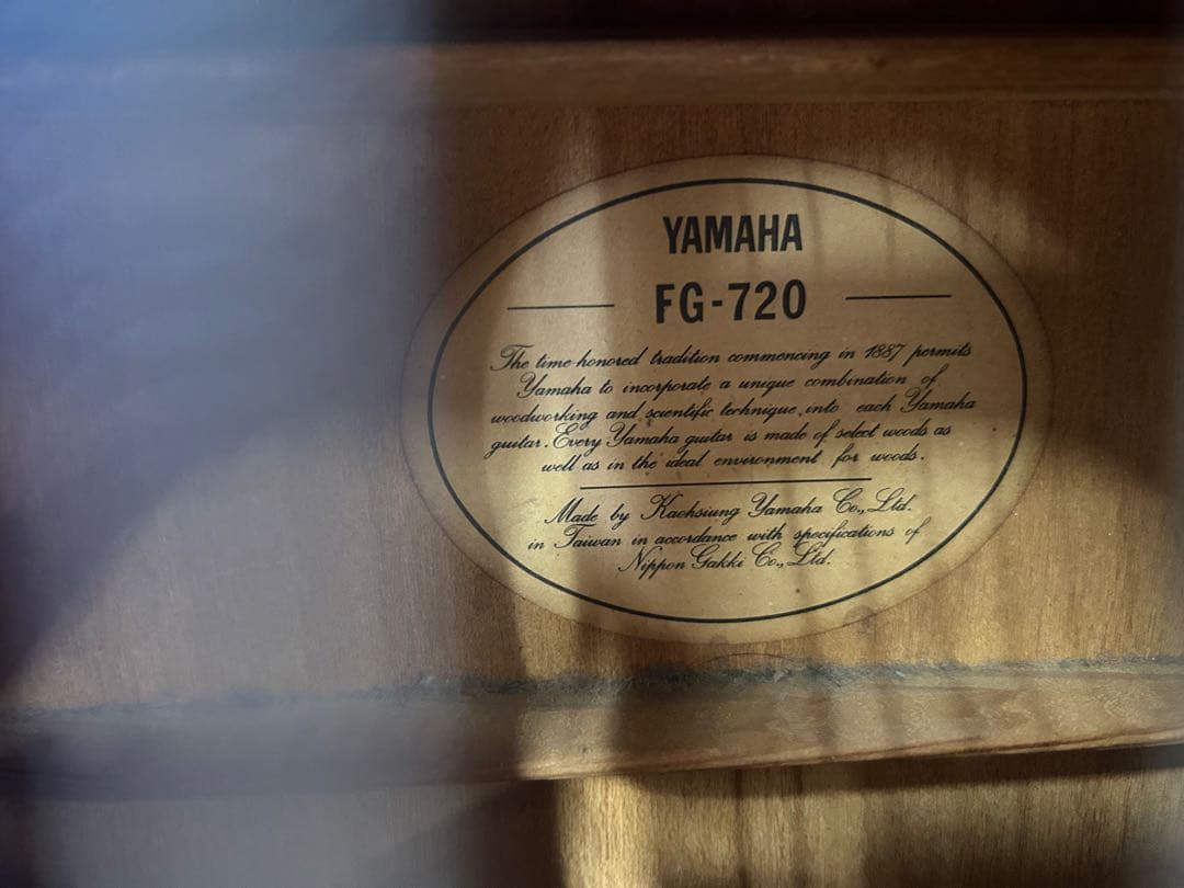 ③YAMAHA アコースティックギター FG-720