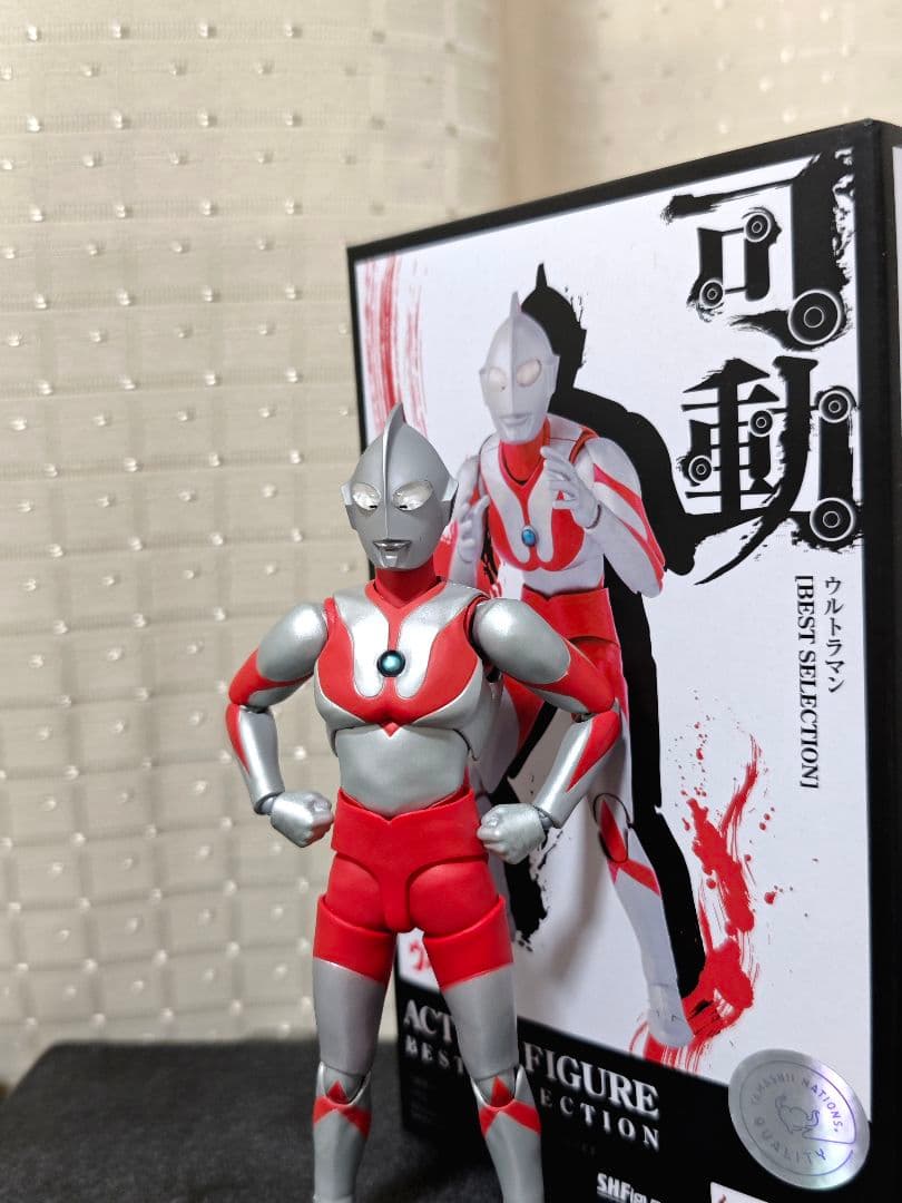 S.H.FiguartsウルトラマンBタイプ