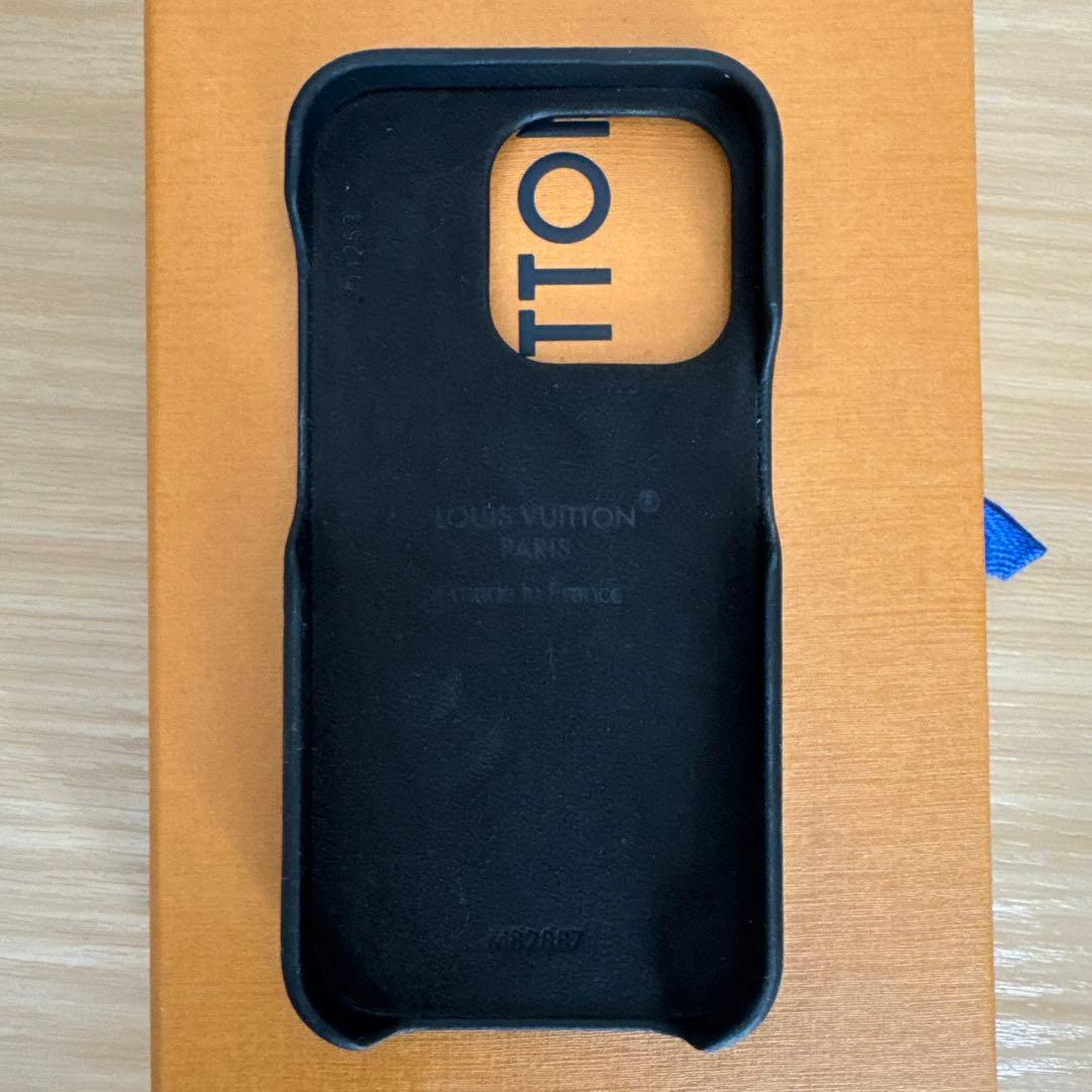 ルイヴィトン モノグラム iPhone15Pro バンパー　ケース　付属品付き