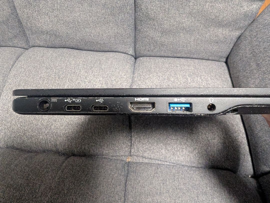 Windowsノート本体 FUJITSU LIFEBOOK UH90/C3