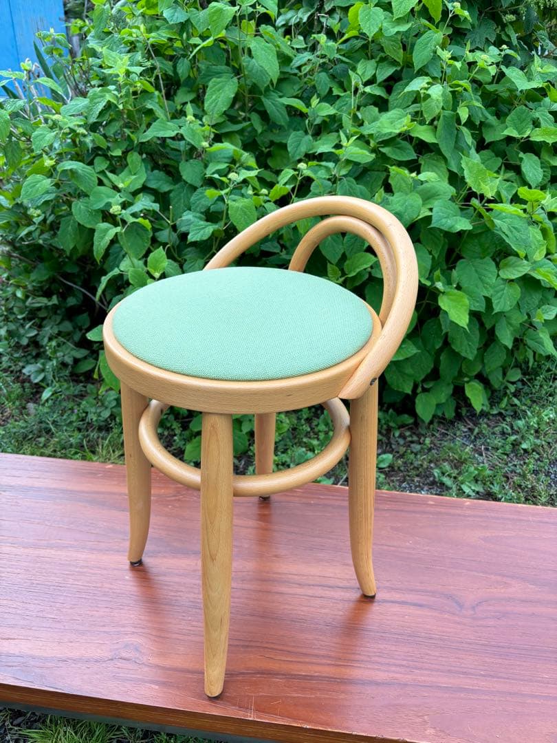 秋田木工　曲木スツール　玄関チェア　ドレッサーチェアなどに‼️