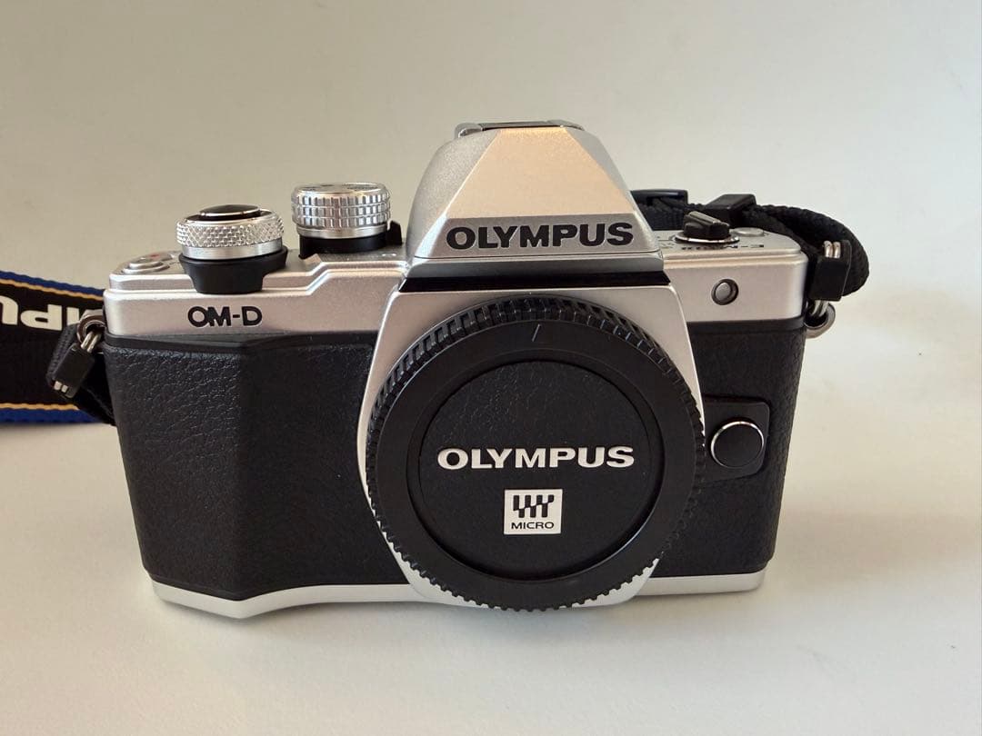 【美品・3637回】OM-D E-M10 Mark II ボディ サブ機に