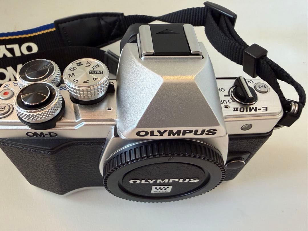 【美品・3637回】OM-D E-M10 Mark II ボディ サブ機に