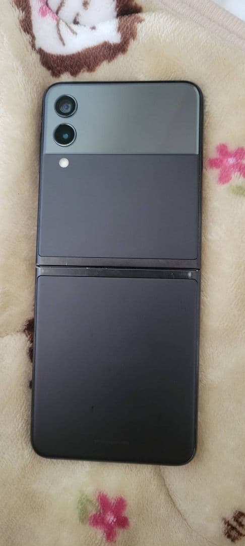 Samsung Galaxy Z Flip 3 本体 グローバル版