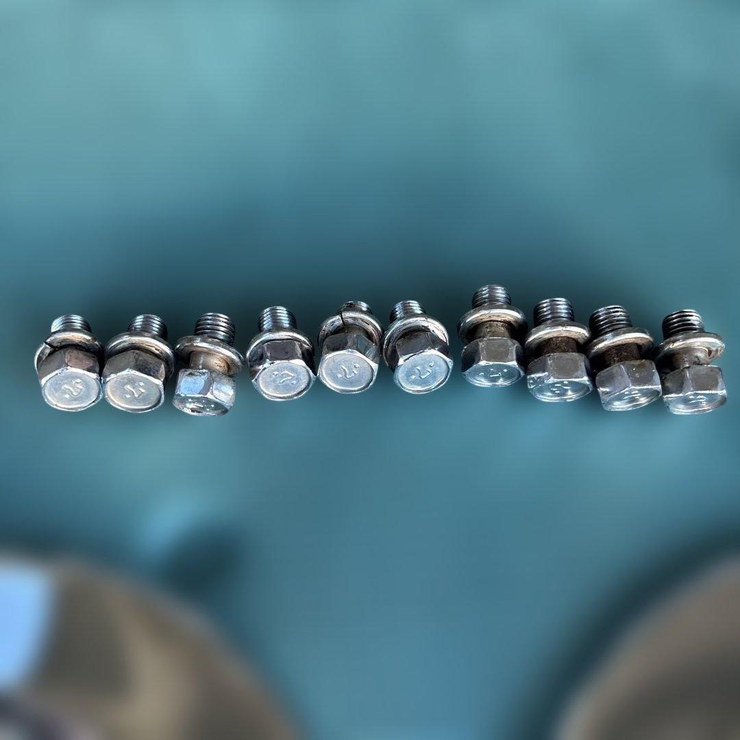 スーパーグレート　メッキハブカバー