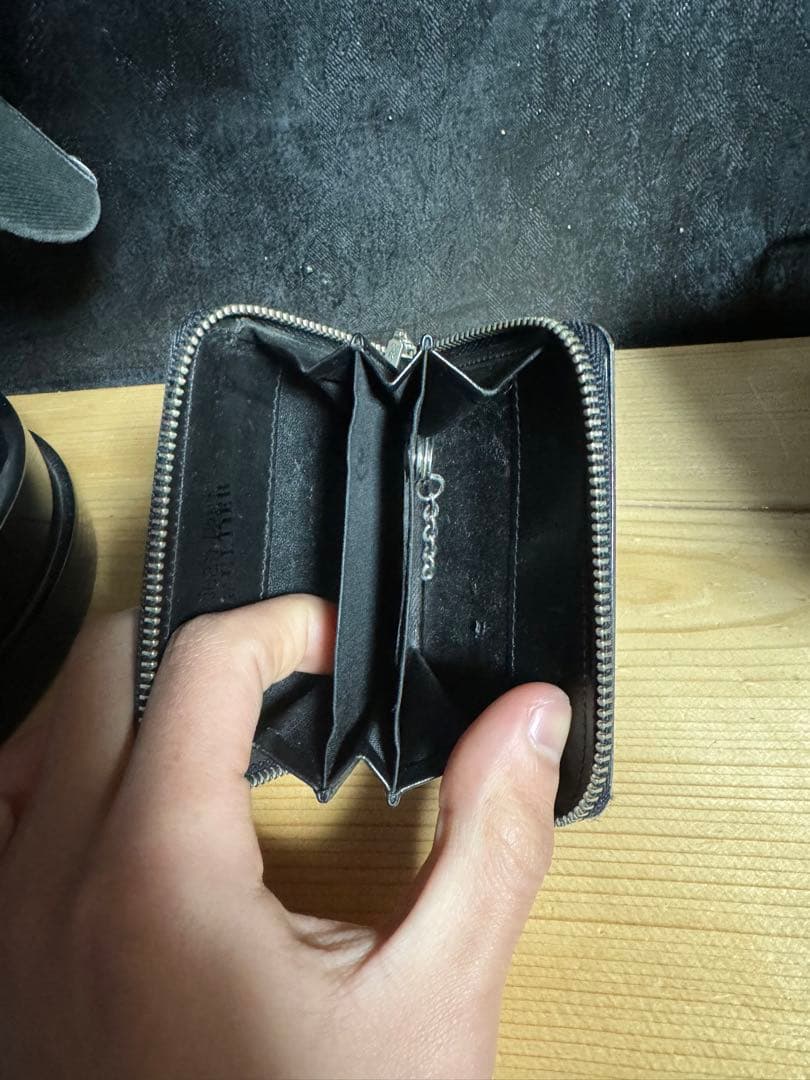 JEAN PAUL GAULTIER　ゴルチエ　ミニ財布　ケース 黒