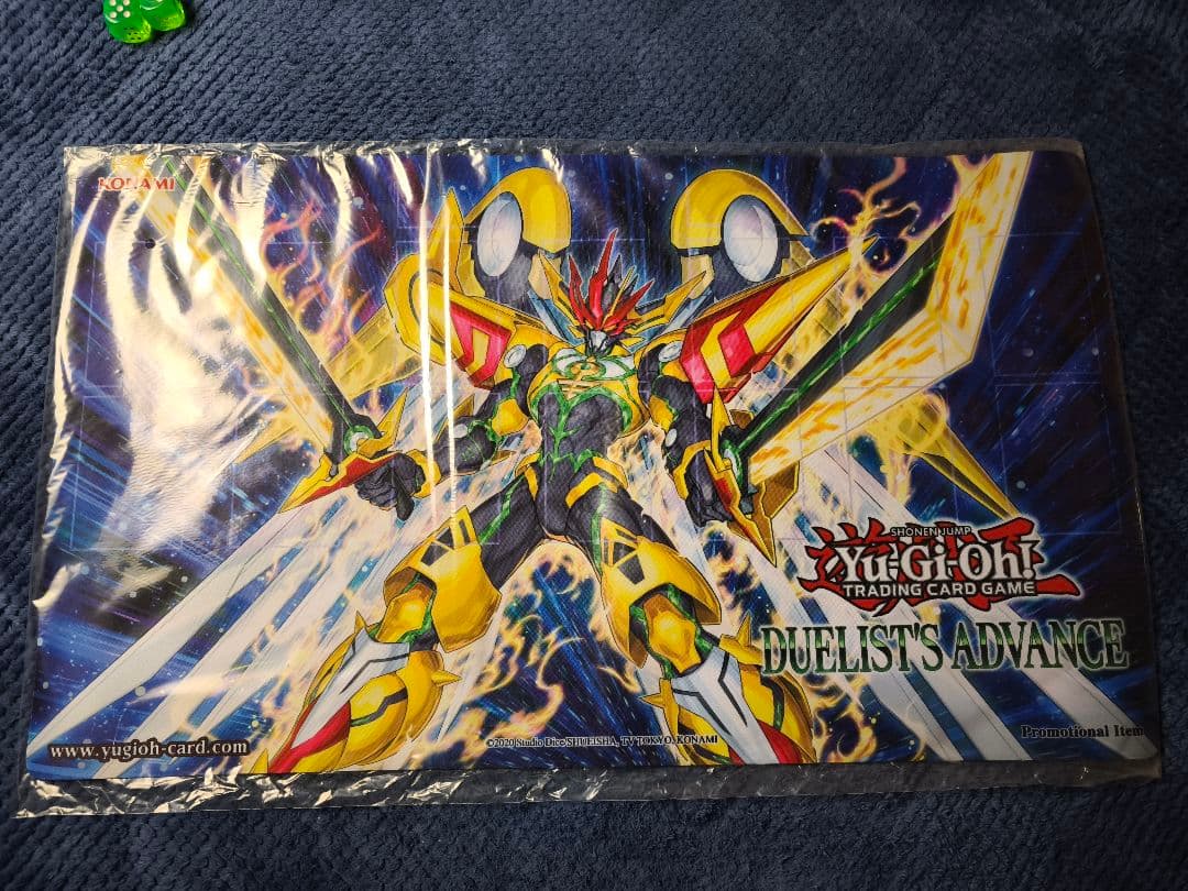 遊戯王　EU 英語版　希望皇ホープゼアル　プレイマット　ポスター　伊　新品