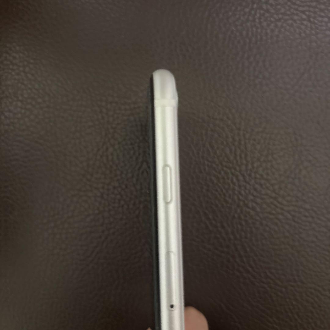 【大特価】iPhoneSE 第二世代 SE2 本体 128GB SIMフリー