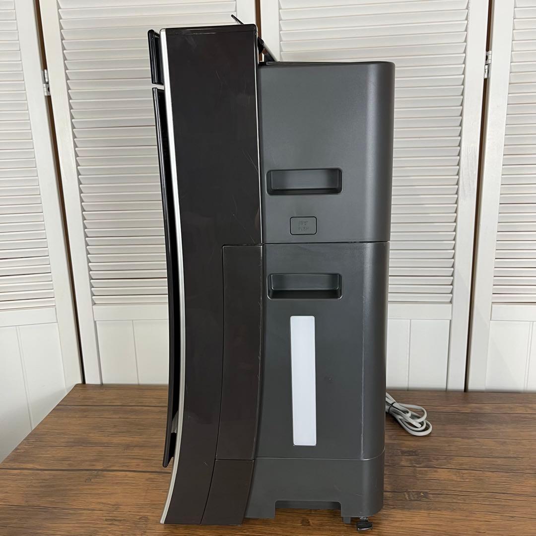 【匿名発送】Panasonic ナノイー 空気清浄機 ブラック　F-VXS90