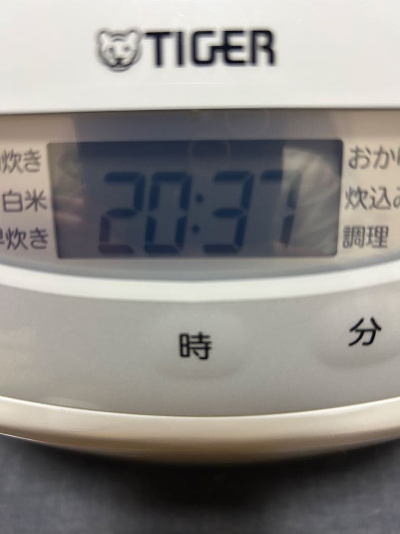 新品未使用品 TIGER 炊飯器 JBH-G181 w 18L