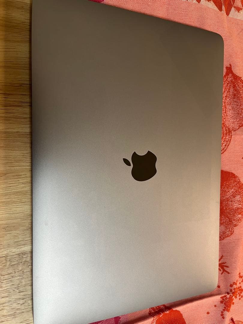 MacBook本体 MacBook Pro (13-inch, 2020)