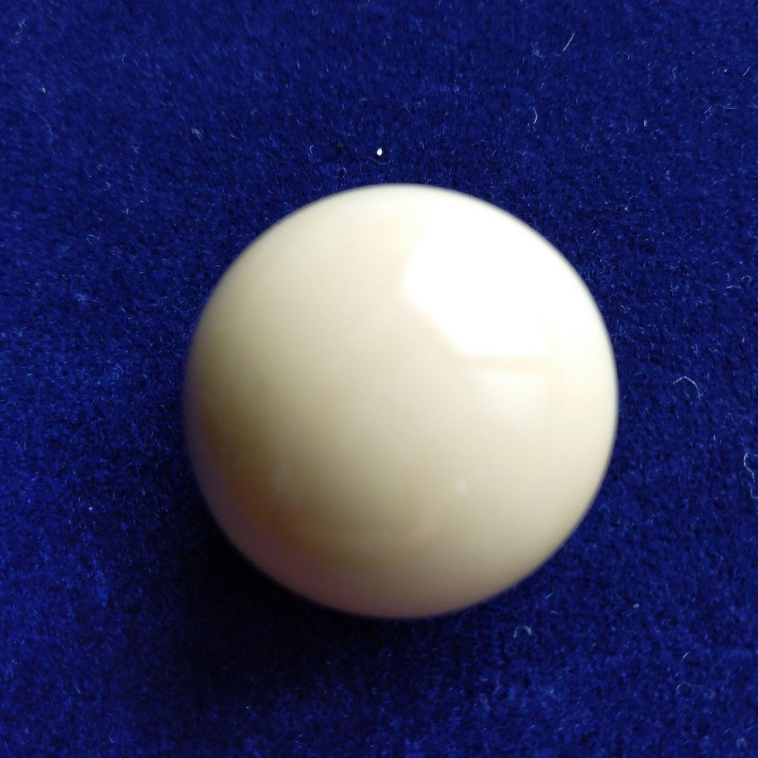 鯨歯　マッコウクジラ　牙玉　ルース　約23㎜　片穴約1.5㎜