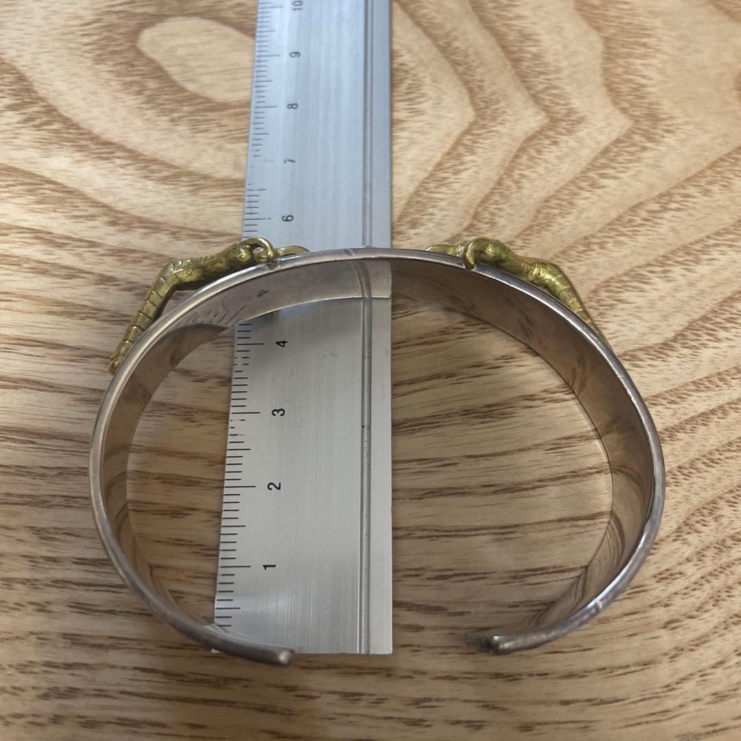 平打ちブレス　爪