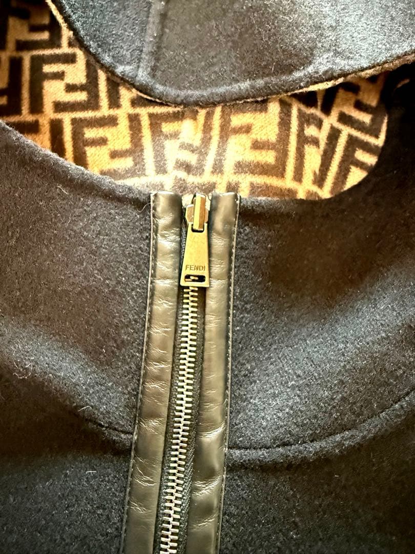 FENDI フェンディ　ブラックウールジャケット　リバーシブル 38 美品