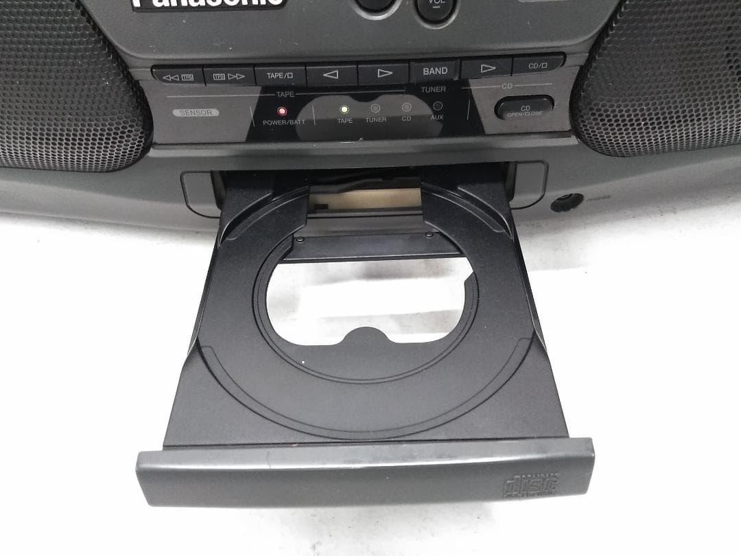 パナソニック ポータブルステレオCDラジカセコブラトップ RX-DT707 ●