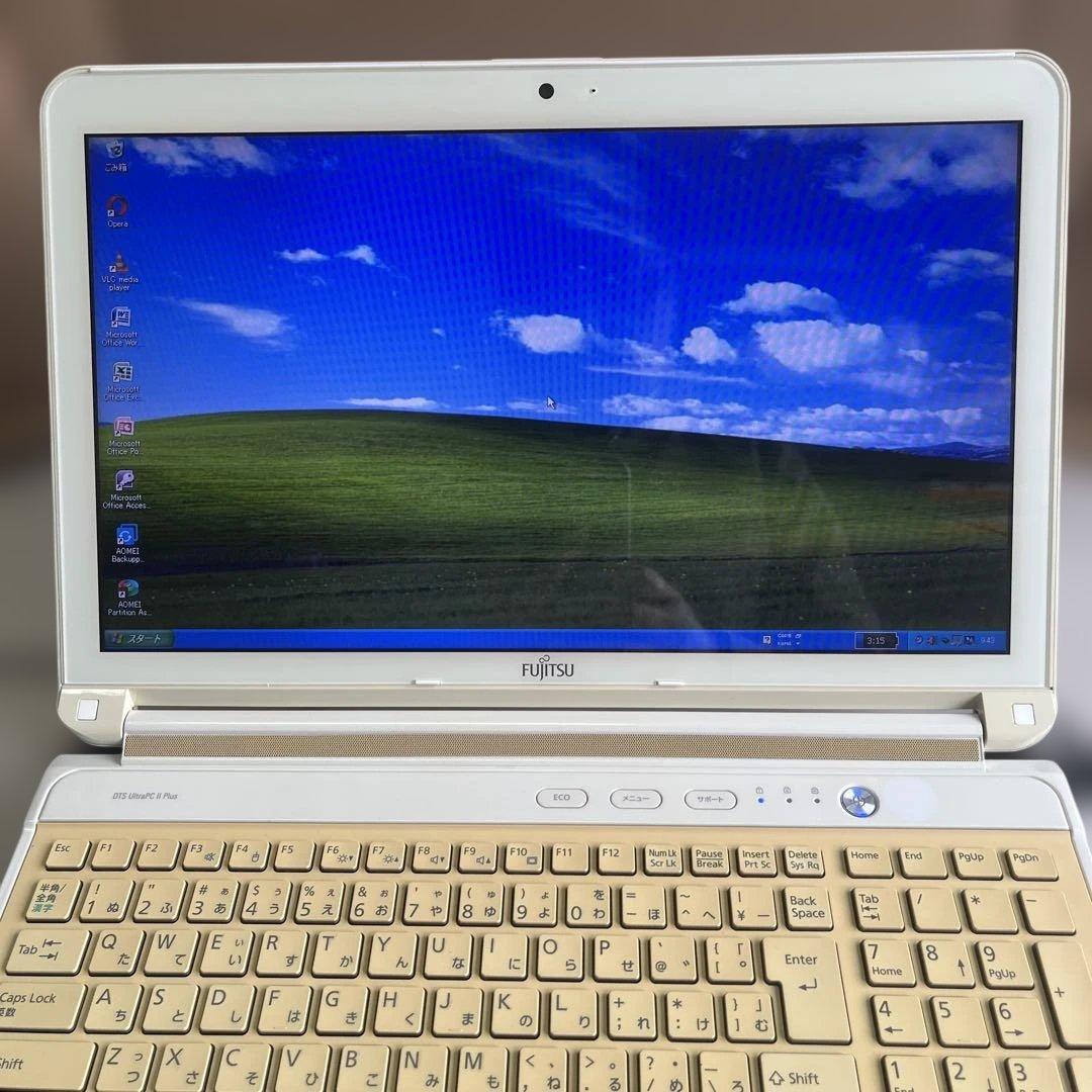 ☆訳有安美品☆WindowsXP☆富士通15.6インチ大画面PC☆第3世代i7☆