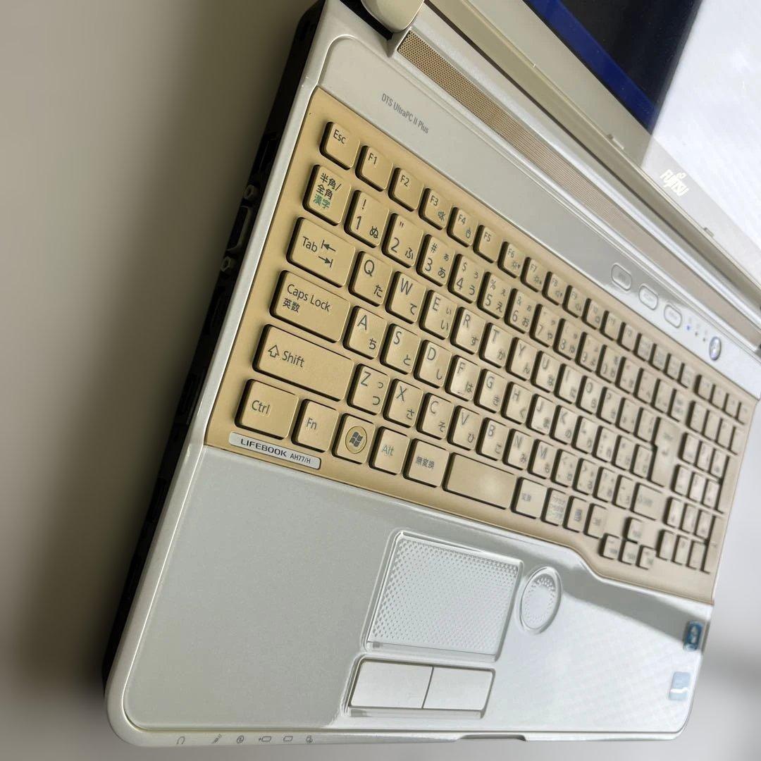 ☆訳有安美品☆WindowsXP☆富士通15.6インチ大画面PC☆第3世代i7☆