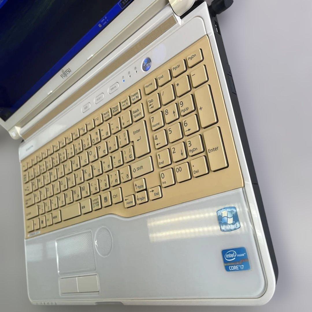 ☆訳有安美品☆WindowsXP☆富士通15.6インチ大画面PC☆第3世代i7☆