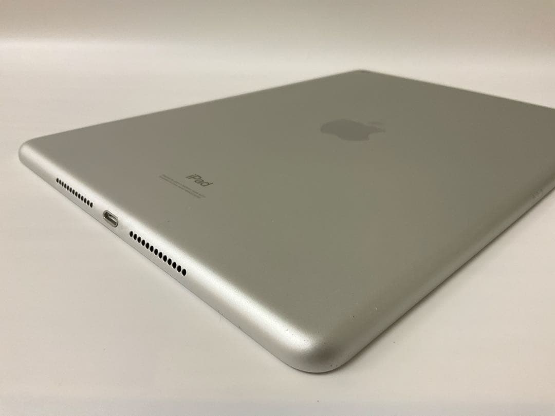 IPAD 第8世代 32GB 84% シルバー Wifiモデル