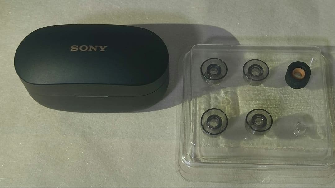 SONY WF-1000XM4 ワイヤレスイヤホン　AZLA　イヤーピース付き