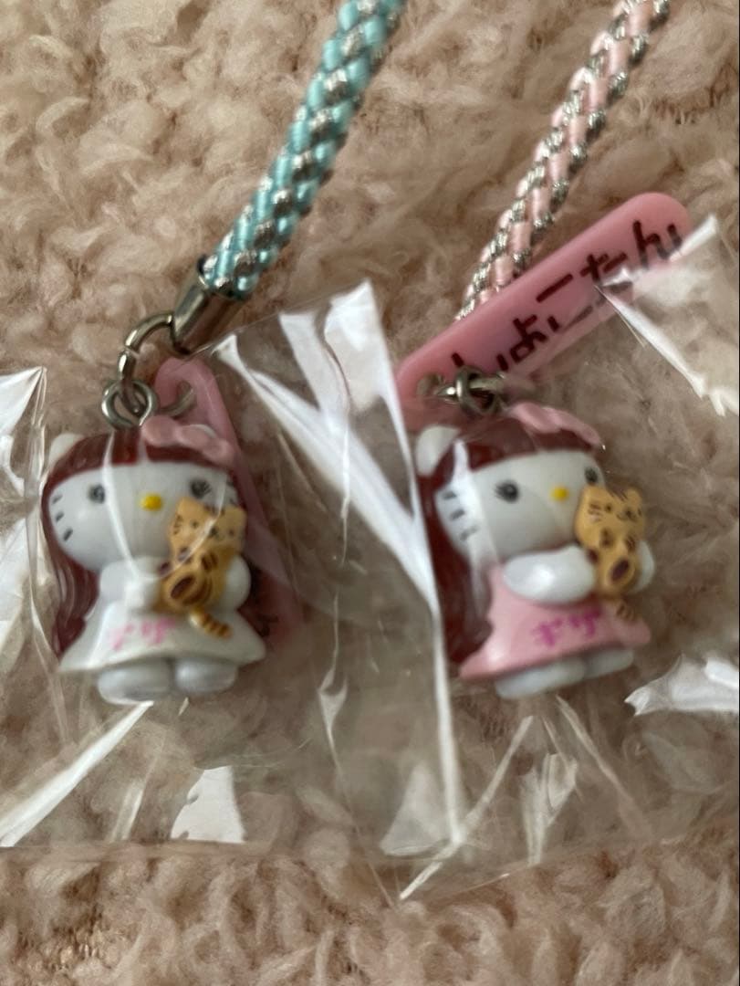 激レア！ハローキティ根付け　 しょこたんキティ　ピンク&ホワイト2個セット