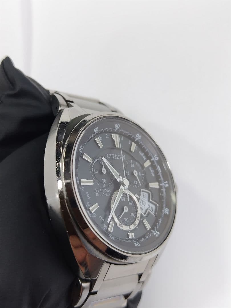 シチズン　エコドライブ　 アテッサ　ジェットセッター クロノグラフ 軽量チタン製