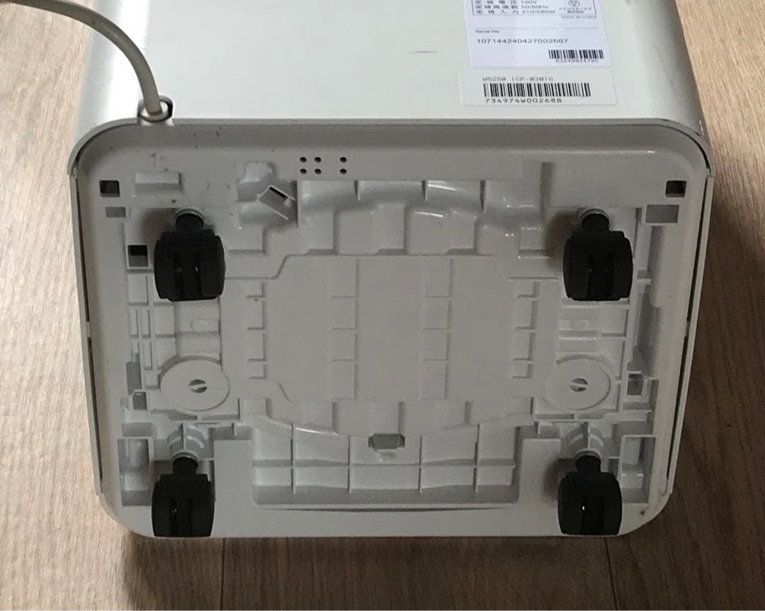 アイリスオーヤマ コンパクトクーラー ICP-0301G